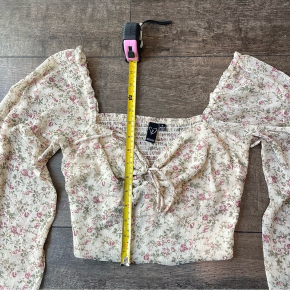 Floral chiffon sweetheart top - Picture 4 of 9